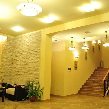 Hotel Arpa Yeghegnadzor Esterno foto