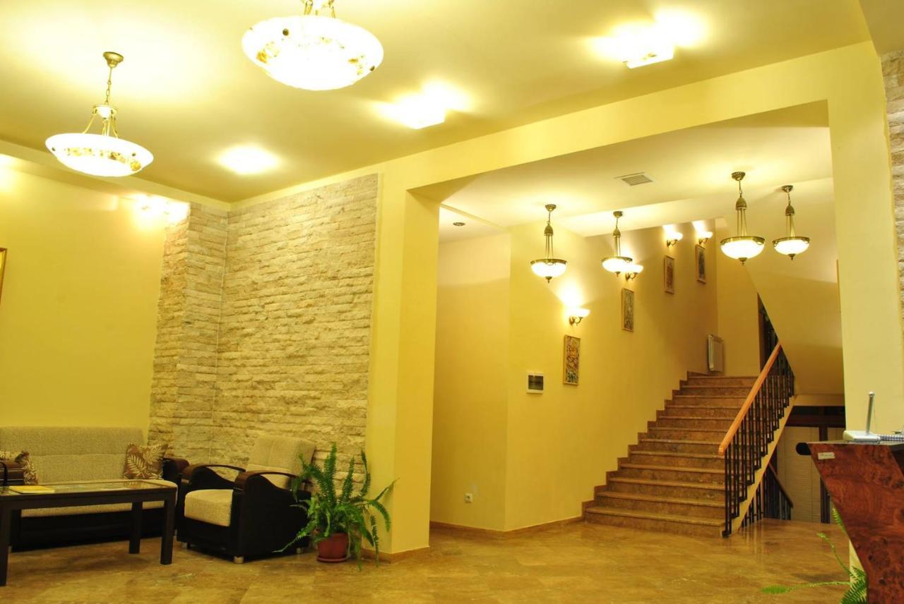 Hotel Arpa Yeghegnadzor Esterno foto