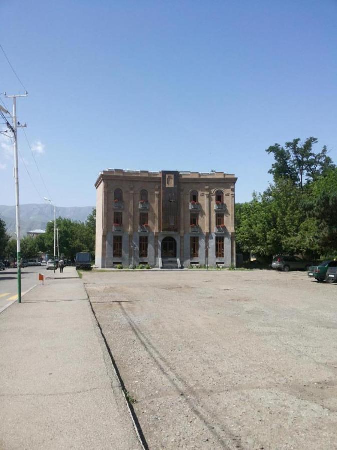 Hotel Arpa Yeghegnadzor Esterno foto