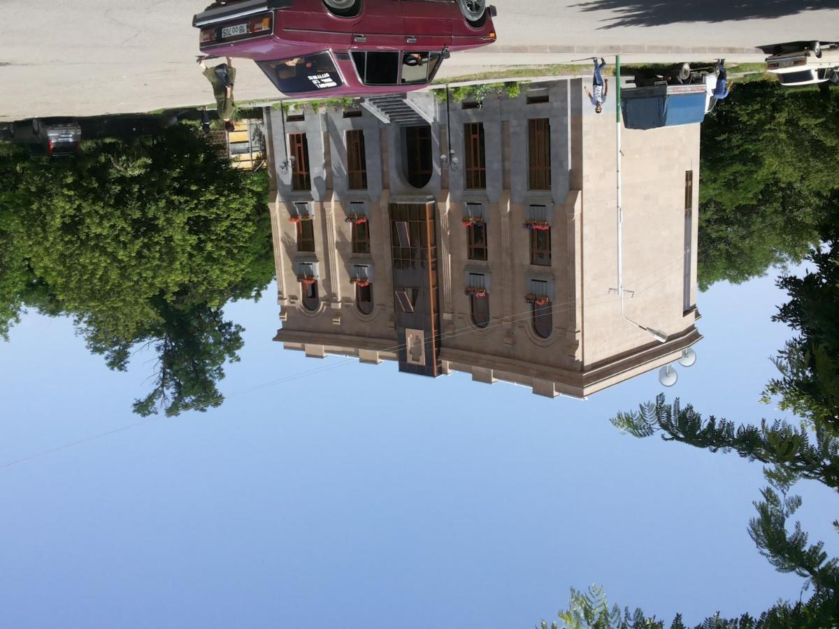 Hotel Arpa Yeghegnadzor Esterno foto