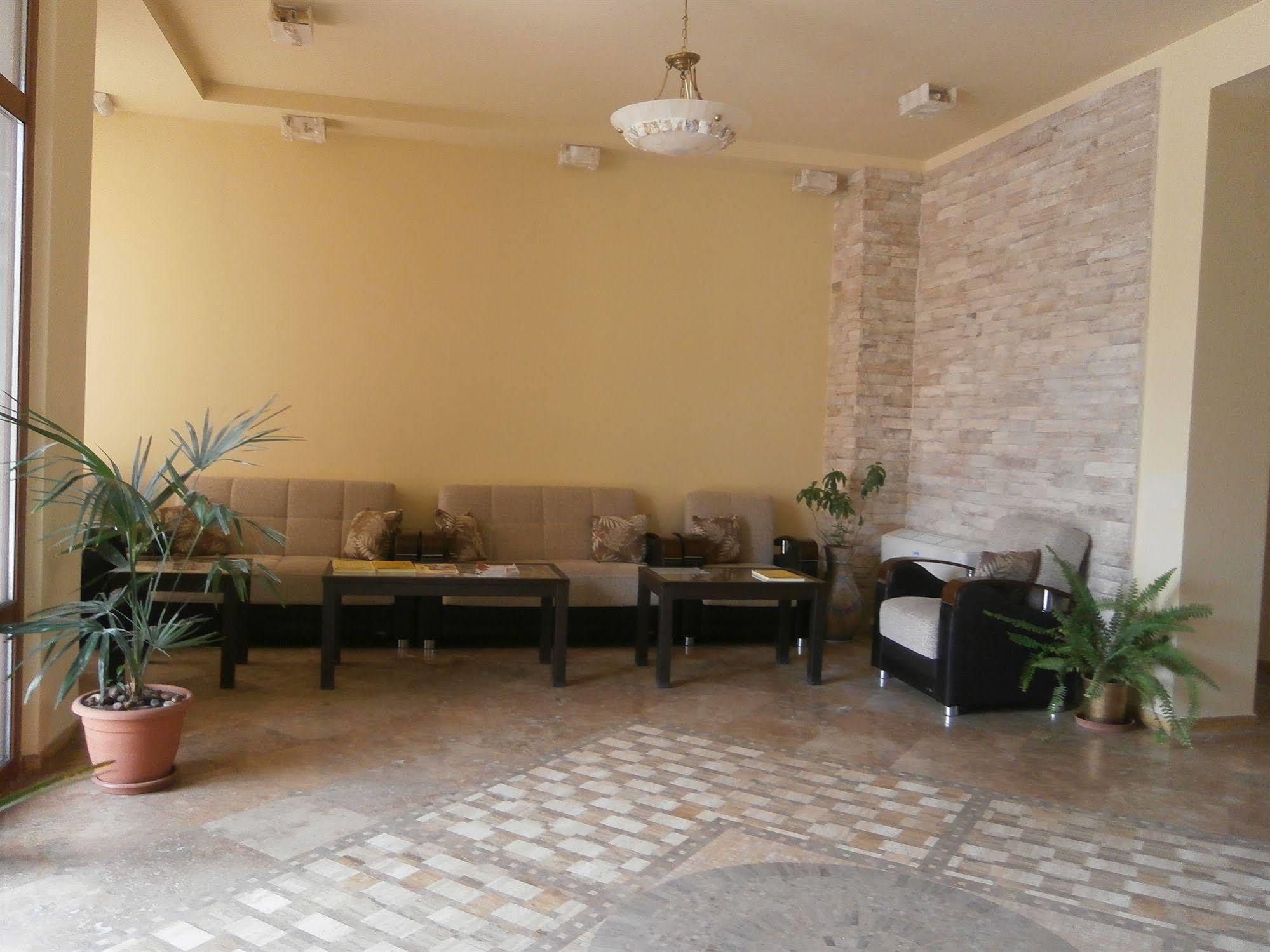 Hotel Arpa Yeghegnadzor Esterno foto